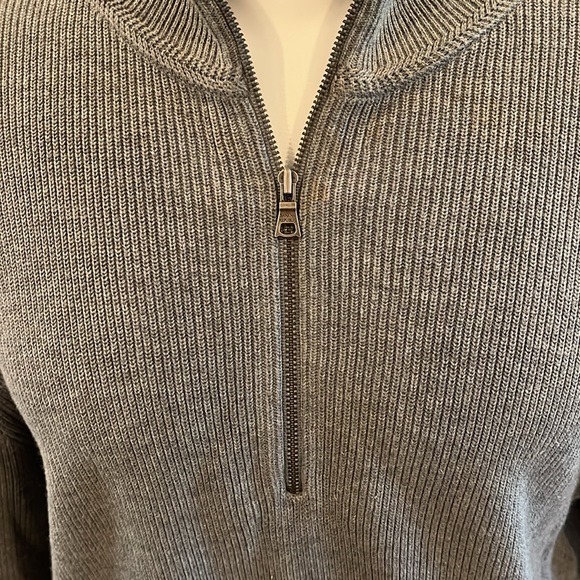 Turtle neck zip down Sweater - Picture 2 of 4